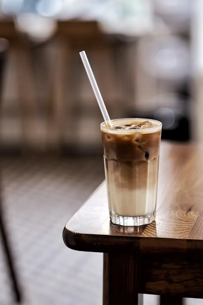 Iced Vanilla Latte